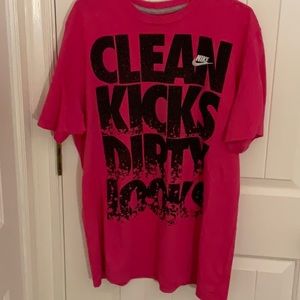 Nike tee